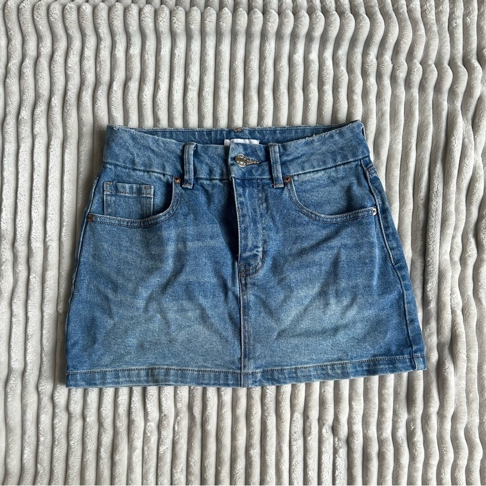 Forever 21 Blue Casual Mini Skirt
